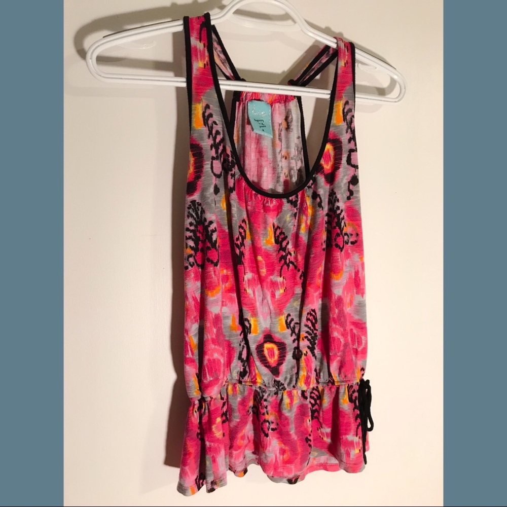 Racerback pattern shirt